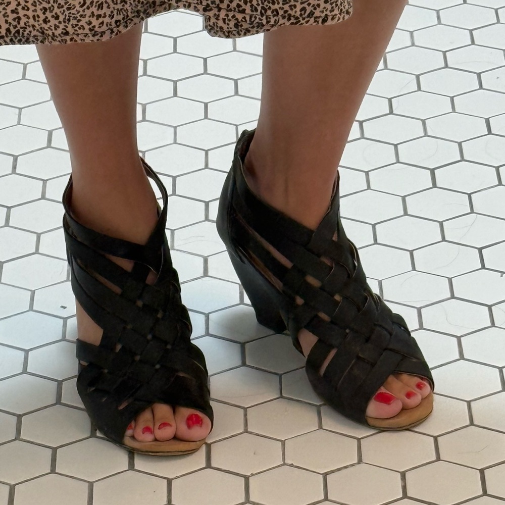 Black Woven Leather Heeled Sandals (runs big)